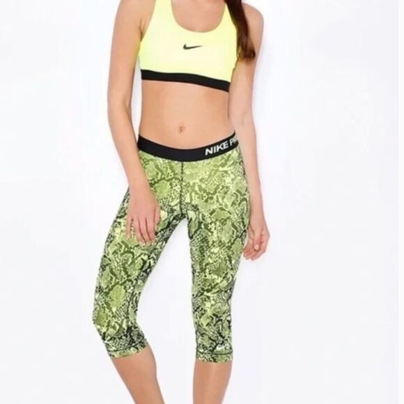 Nike Pro | Training Print Running Capris, size Medium - Picture 1 of 8